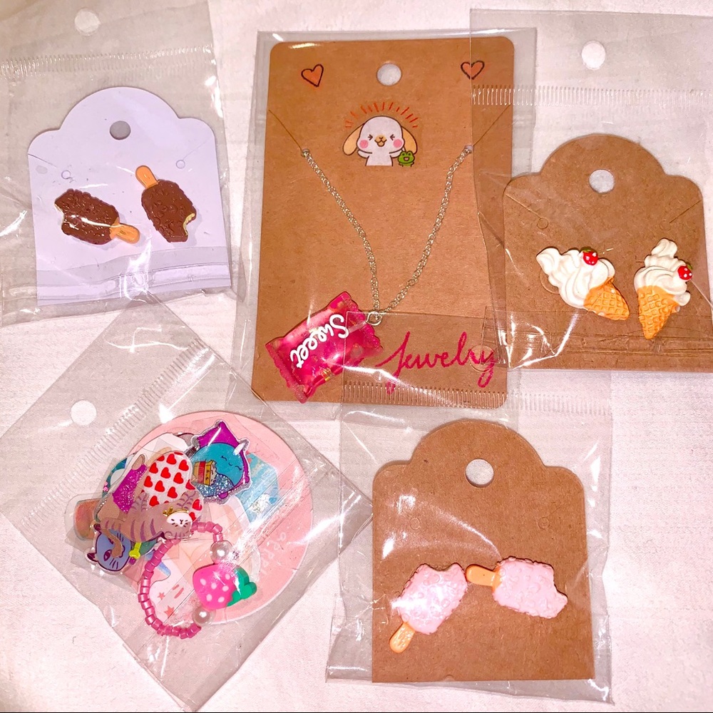 ✨💕 MYSTERY KAWAII JEWELRY 💕✨